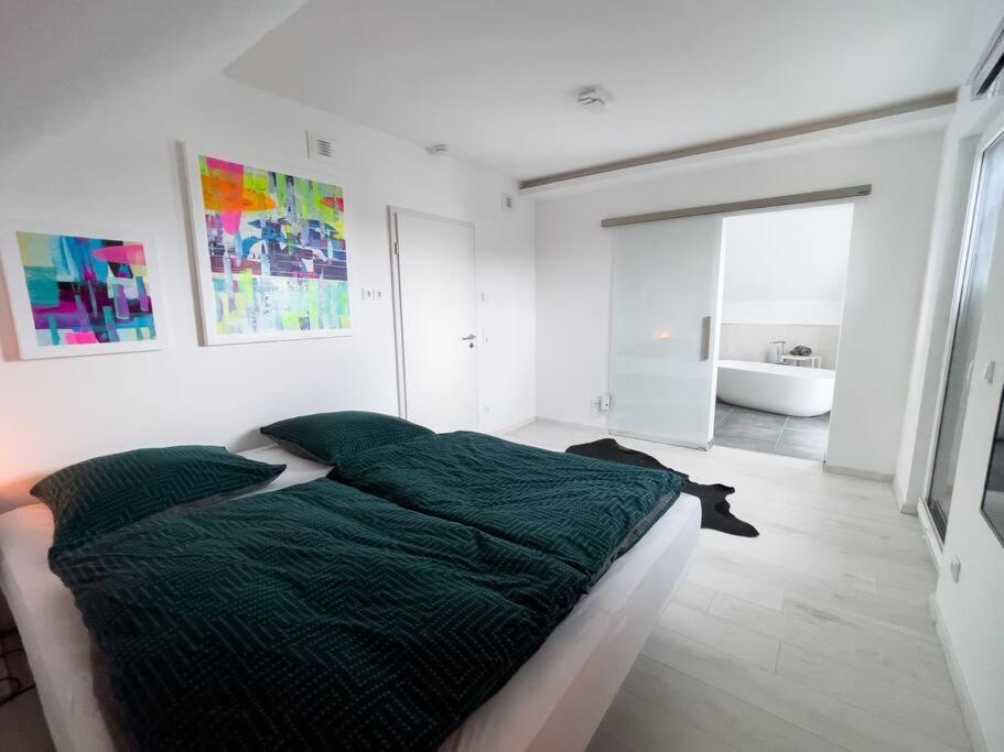 Villa Dreamy Vibes mit Privatem Pool&Rheinblick Niederkassel Exterior foto