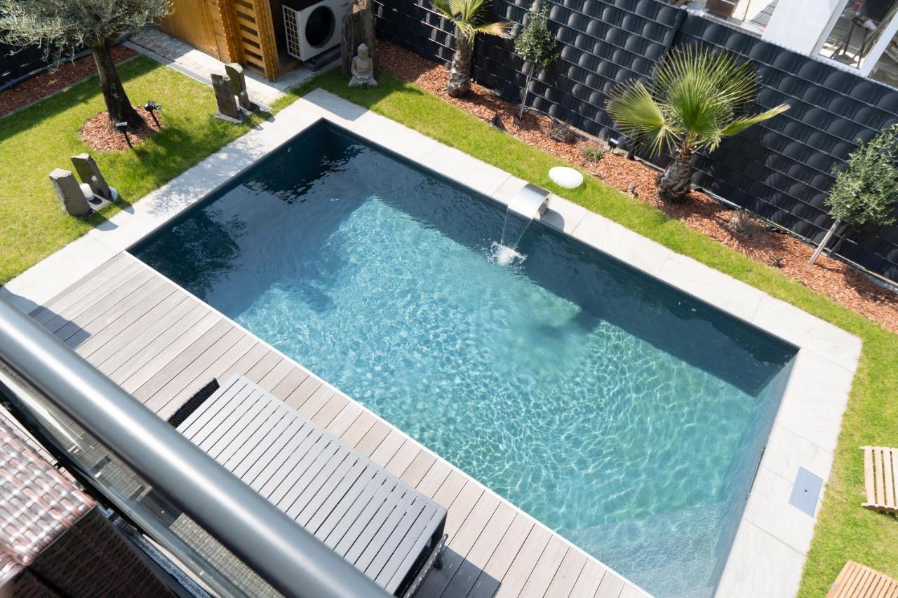 Villa Dreamy Vibes mit Privatem Pool&Rheinblick Niederkassel Exterior foto